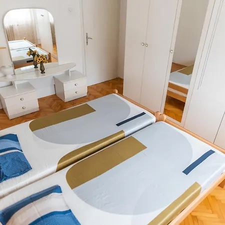 דירה The Vintage Nest